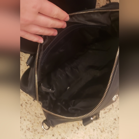 navy purse - Picture 2 of 7